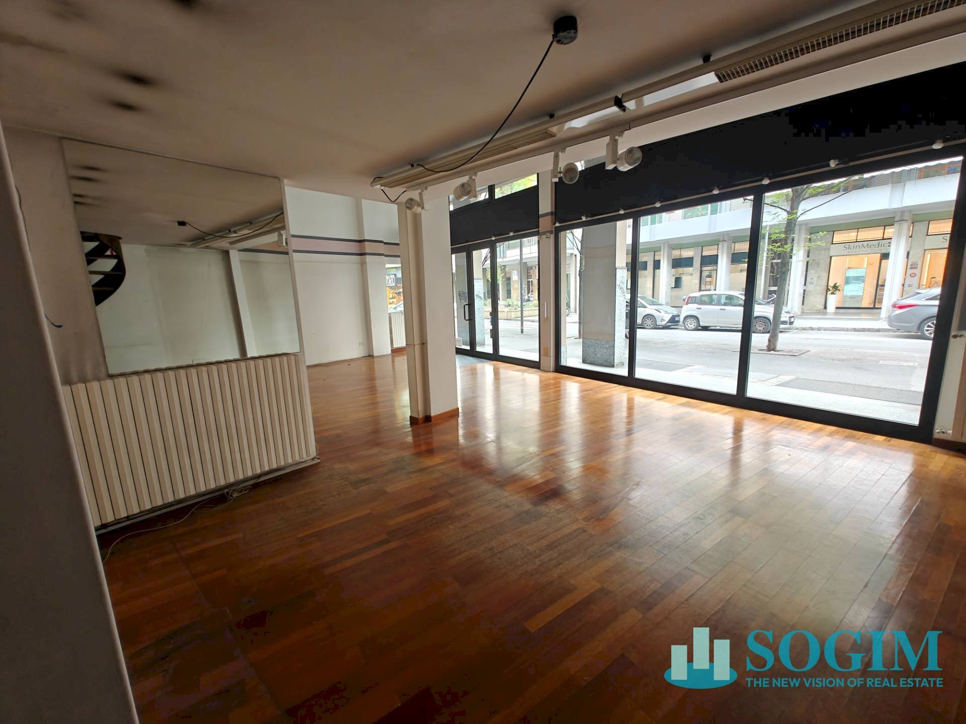 Foto 2 - Negozio Via Dante
 
42, Sesto San Giovanni - foto 2