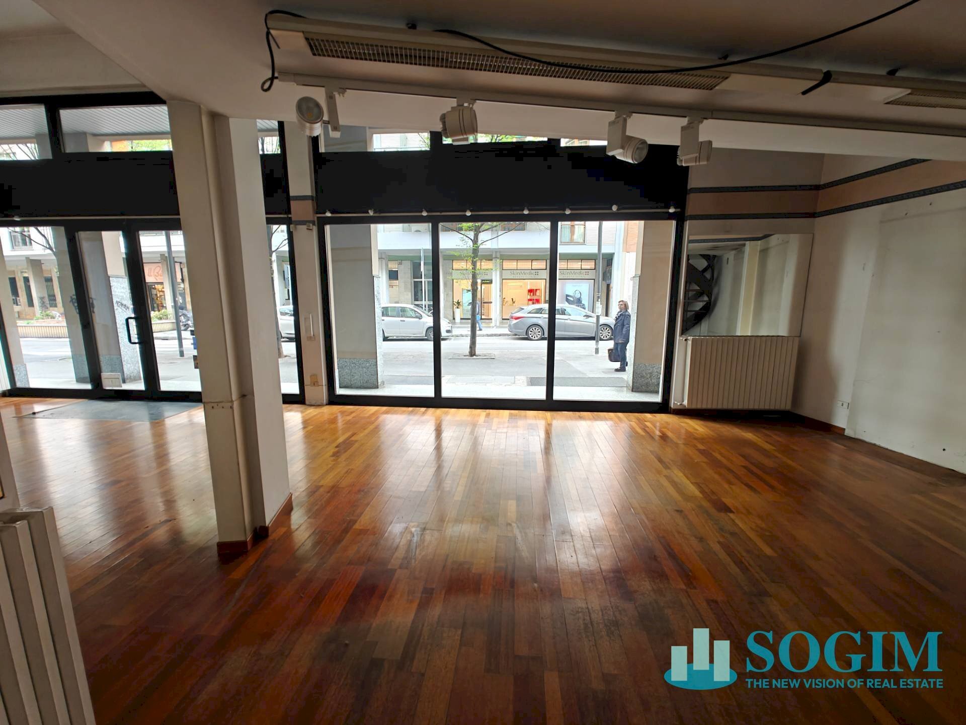 Foto 1 - Negozio Via Dante
 
42, Sesto San Giovanni - foto 1