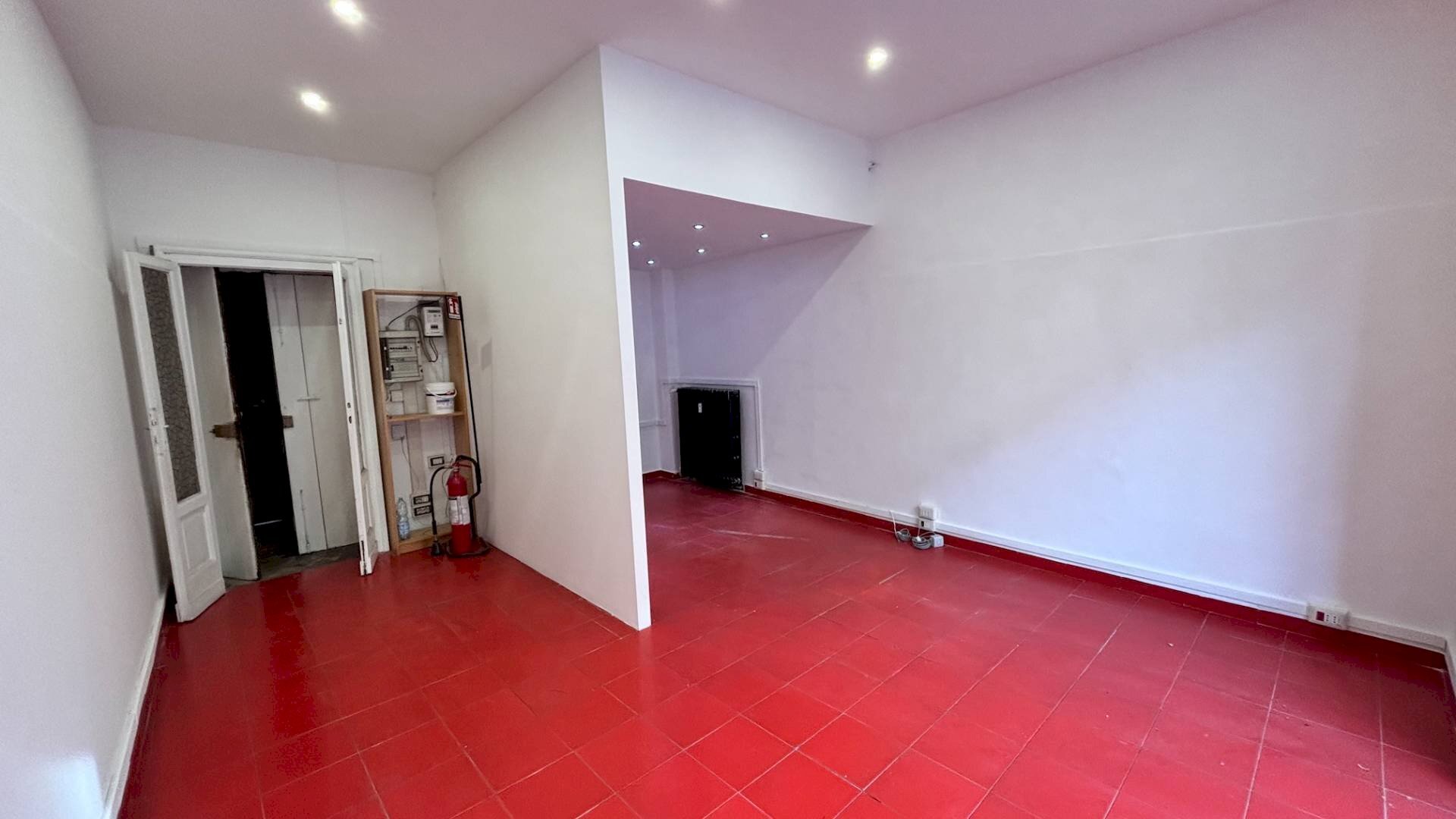 Foto 1 - Negozio via Delfico
 
18, Milano - foto 1