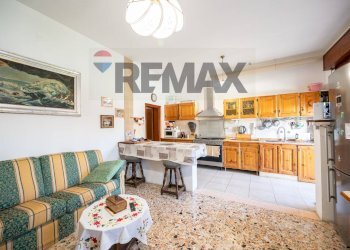 Sala da pranzo - Casa indipendente Frattini
 
33, Dosolo - foto 12