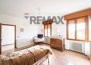 Camera / camera da letto - Casa indipendente Frattini
 
33, Dosolo - foto 19