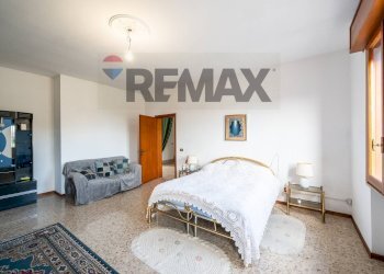 Camera / camera da letto - Casa indipendente Frattini
 
33, Dosolo - foto 23