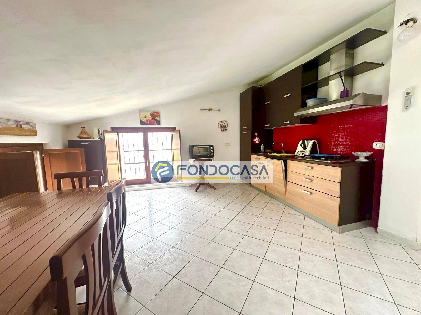 cucina - Bilocale Via Lago, Montignoso - foto 2