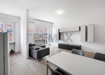 Sala da pranzo - Bilocale Via San Pietro In Verzolo
 
30, Pavia - foto 3