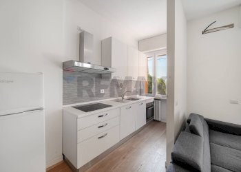 Cucina - Bilocale Via San Pietro In Verzolo
 
30, Pavia - foto 8