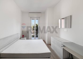 Camera / camera da letto - Bilocale Via San Pietro In Verzolo
 
30, Pavia - foto 17