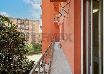 Balcone - Bilocale Via San Pietro In Verzolo
 
30, Pavia - foto 21