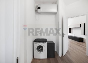 Lavanderia - Bilocale Via San Pietro In Verzolo
 
30, Pavia - foto 23