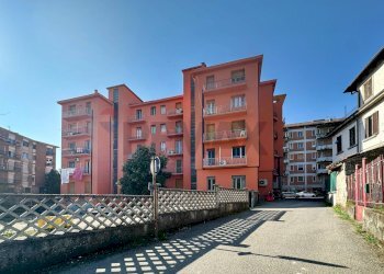 Edificio all\'aperto - Bilocale Via San Pietro In Verzolo
 
30, Pavia - foto 30