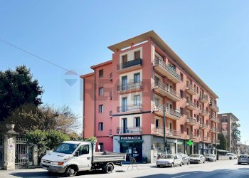 Edificio all\'aperto - Bilocale Via San Pietro In Verzolo
 
30, Pavia - foto 31