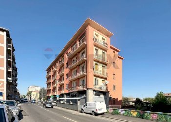 Edificio all\'aperto - Bilocale Via San Pietro In Verzolo
 
30, Pavia - foto 32