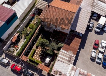 Edificio all\'aperto - Casa semi indipendente Via Cesare Terranova
 
33, Palermo - foto 47