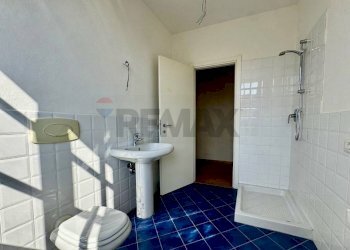 Bagno - Quadrilocale Viale Roma
 
44/C, Novellara - foto 17