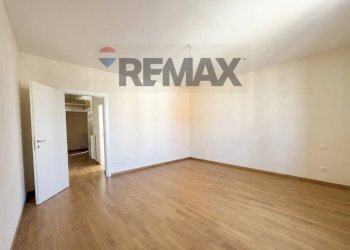 Stanza vuota - Quadrilocale Viale Roma
 
44/C, Novellara - foto 11