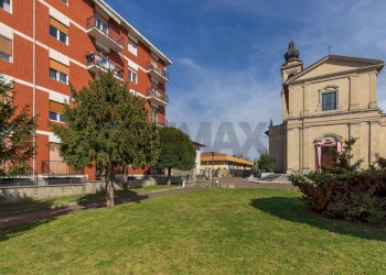 Edificio all\'aperto - Trilocale Via San Giovanni Bosco
 
5, Casorate Sempione - foto 2