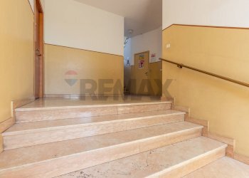 Ingresso Condominio - Trilocale Via San Giovanni Bosco
 
5, Casorate Sempione - foto 3
