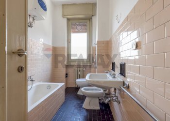 Bagno - Trilocale Via San Giovanni Bosco
 
5, Casorate Sempione - foto 18