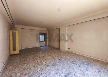 Stanza vuota - Appartamento via Leonardo Da Vinci
 
24, Ragusa - foto 8