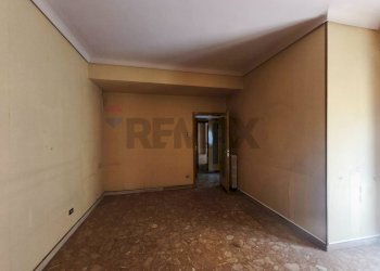 Stanza vuota - Appartamento via Leonardo Da Vinci
 
24, Ragusa - foto 15