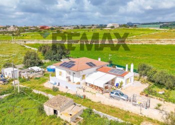 Casa all\'aperto - Villa C.da Scorrione Zappulla
 
3, Modica - foto 28