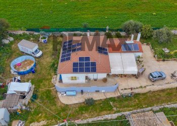 Casa all\'aperto - Villa C.da Scorrione Zappulla
 
3, Modica - foto 31