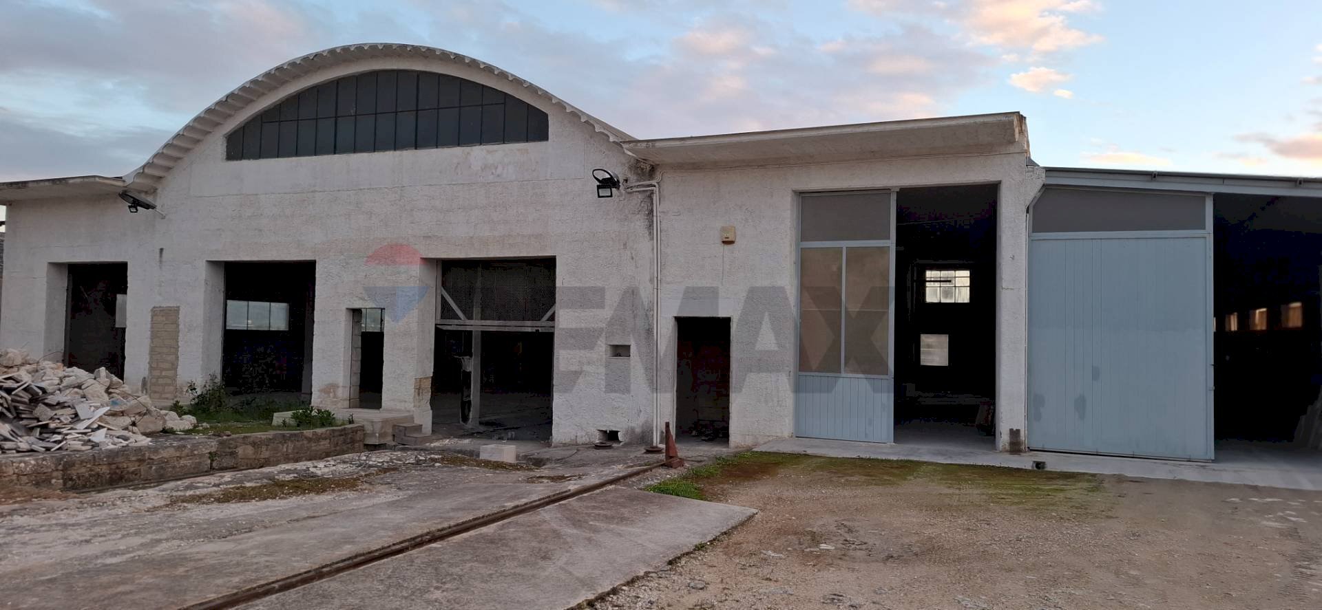 Casa all\'aperto - Capannone S.S.115 Comiso
 
300, Comiso - foto 1