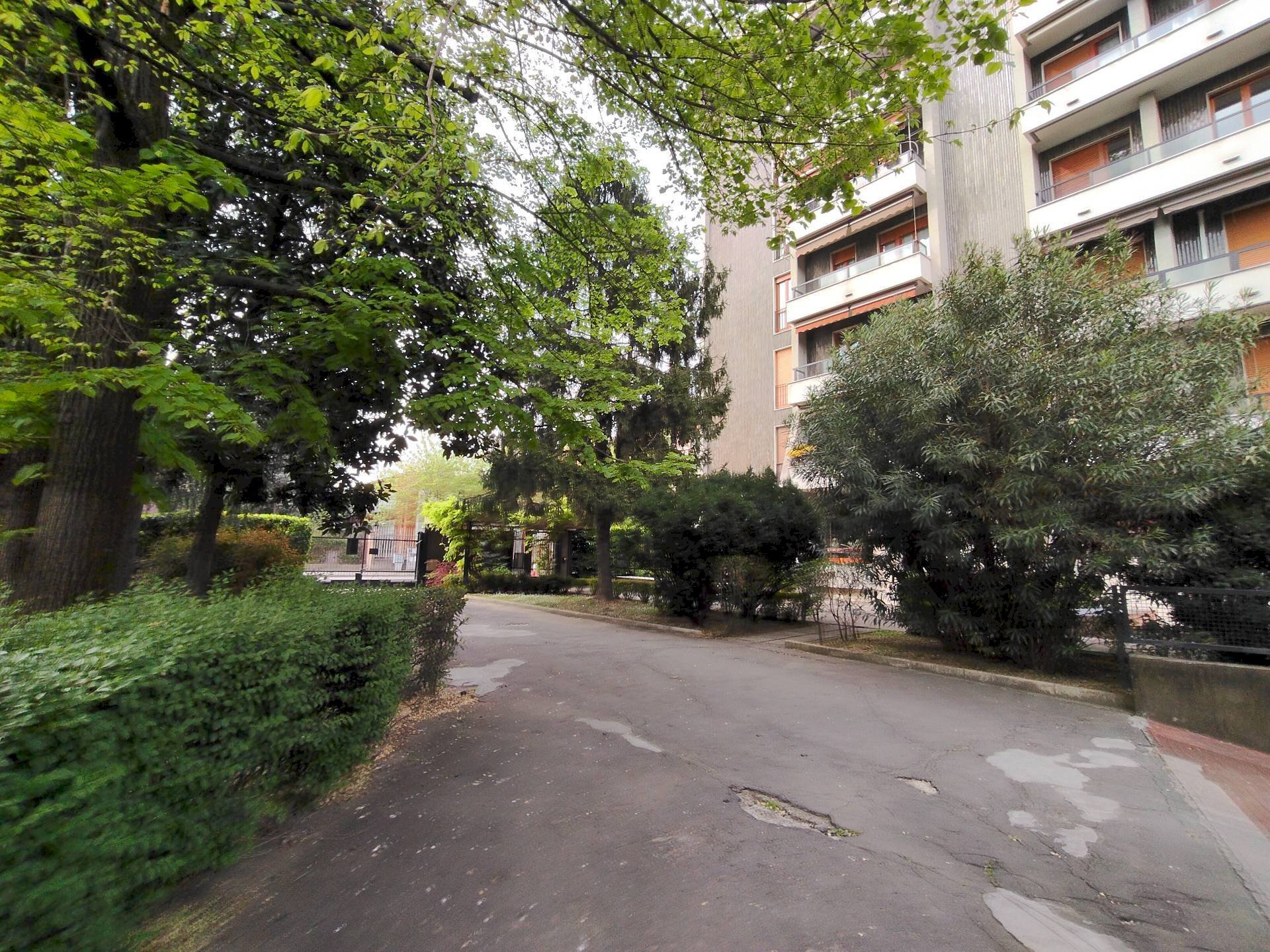 Foto 3 - Bilocale Viale Giovanni Suzzani
 
2, Milano - foto 3