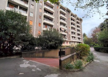 Foto 1 - Bilocale Viale Giovanni Suzzani
 
2, Milano - foto 1
