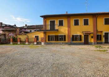 Foto 1 - Villa Piazza Roma
 
3, Gudo Visconti - photo 1