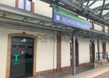 Edificio all\'aperto - Bar Tavola Calda - Fredda via Vittorio Veneto
 
1, Bovisio-Masciago - foto 26
