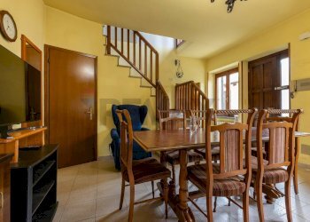 Sala da pranzo - Casa semi indipendente via Boschetto
 
6/A, Vergiate - foto 3