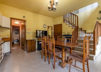 Sala da pranzo - Casa semi indipendente via Boschetto
 
6/A, Vergiate - foto 4