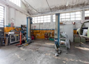 Palestra - Locale Commerciale Via Torino
 
7, Samarate - foto 9