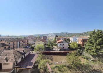 Quadrilocale Via Michelangelo Buonarroti, Acqui Terme - foto 2