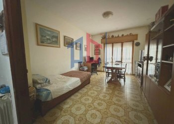 Foto 2 - Trilocale VIA SVIZZERA, Pomezia - foto 2