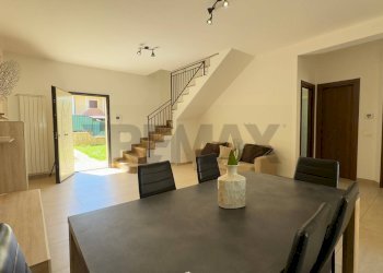 Sala da pranzo - Villa a Schiera Via Agliandroni
 
21, Terrasini - foto 5