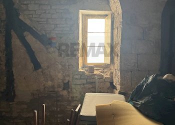 Sala da pranzo - Trilocale Corte Abbate Loiacono
 
8, Bitonto - foto 16