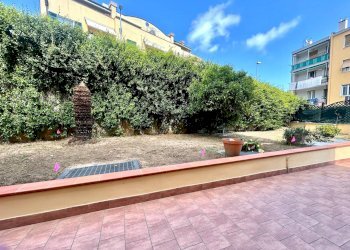 Foto 13 - Quadrilocale VIA NOSTRA SIGNORA DEGLI ANGELI, Savona - foto 13