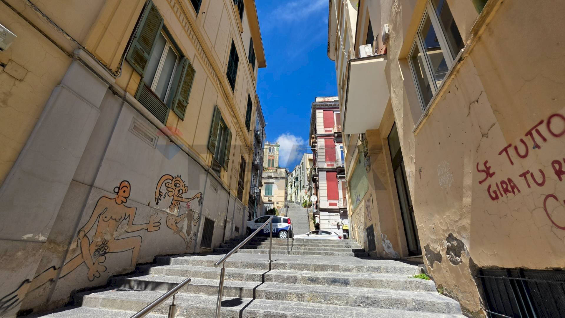 Edificio all\'aperto - Bilocale Napoli - foto 2