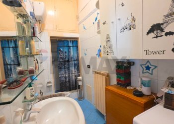 Bagno - Bilocale Napoli - foto 13