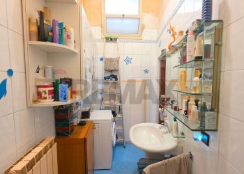 Bagno - Bilocale Napoli - foto 14