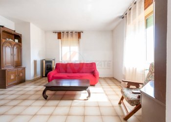 Foto 2 - Casa semi indipendente Via Puccini
 
4, Perfugas - foto 2