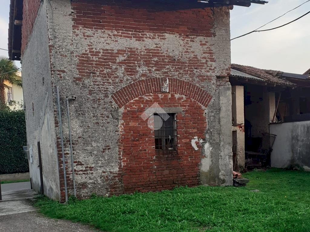 Rustico Via Martiri della Libertà, Suno - foto 2