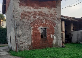 Rustico Via Martiri della Libertà, Suno - foto 2