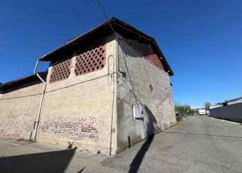 Rustico Via Martiri della Libertà, Suno - foto 3