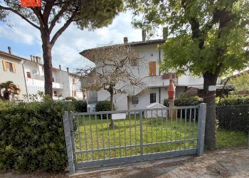 Foto 1 - Villa a Schiera Viale Amedeo Modigliani
 
62, Ravenna - foto 1