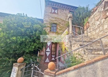 Foto 1 - Casa semi indipendente via di Metato
 
102, Camaiore - foto 1