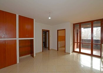 Soggiorno - Quadrilocale via Guelfa, 74/3, Bologna (zona Massarenti) - foto 1