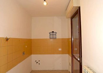 Cucina - Quadrilocale via Guelfa, 74/3, Bologna (zona Massarenti) - foto 11