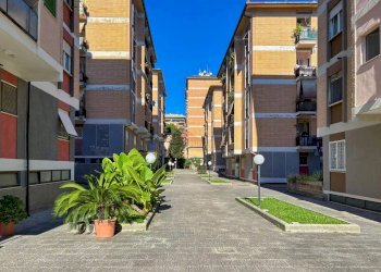 Foto 1 - Cantina / Solaio Via Giuseppe Prina
 
24, Roma - foto 1